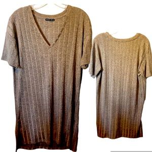Zara women's Small v-Neck bronzed oversized‎ shiny blouse